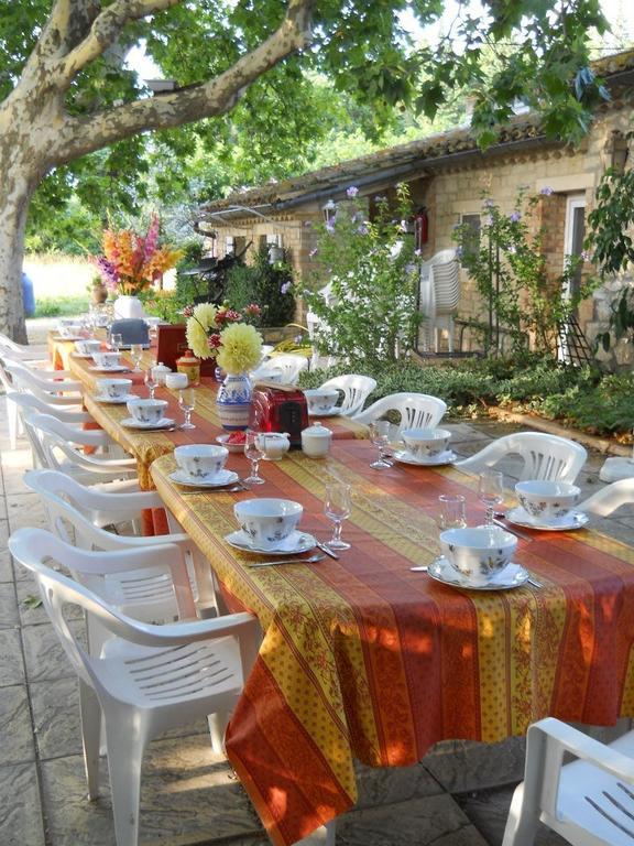 Mas Des Vertes Rives Bed and Breakfast Châteauneuf-de-Gadagne Exterior foto