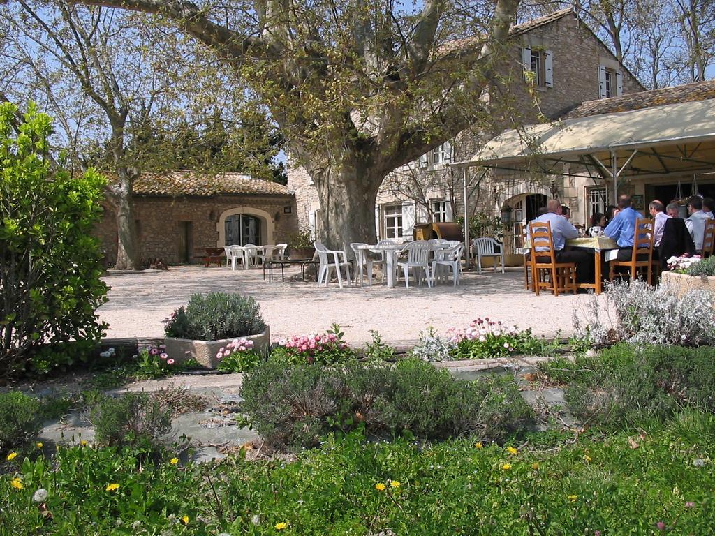 Mas Des Vertes Rives Bed and Breakfast Châteauneuf-de-Gadagne Exterior foto