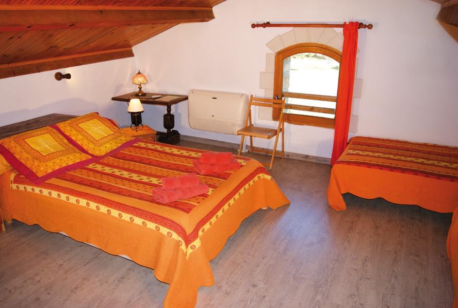 Mas Des Vertes Rives Bed and Breakfast Châteauneuf-de-Gadagne Exterior foto